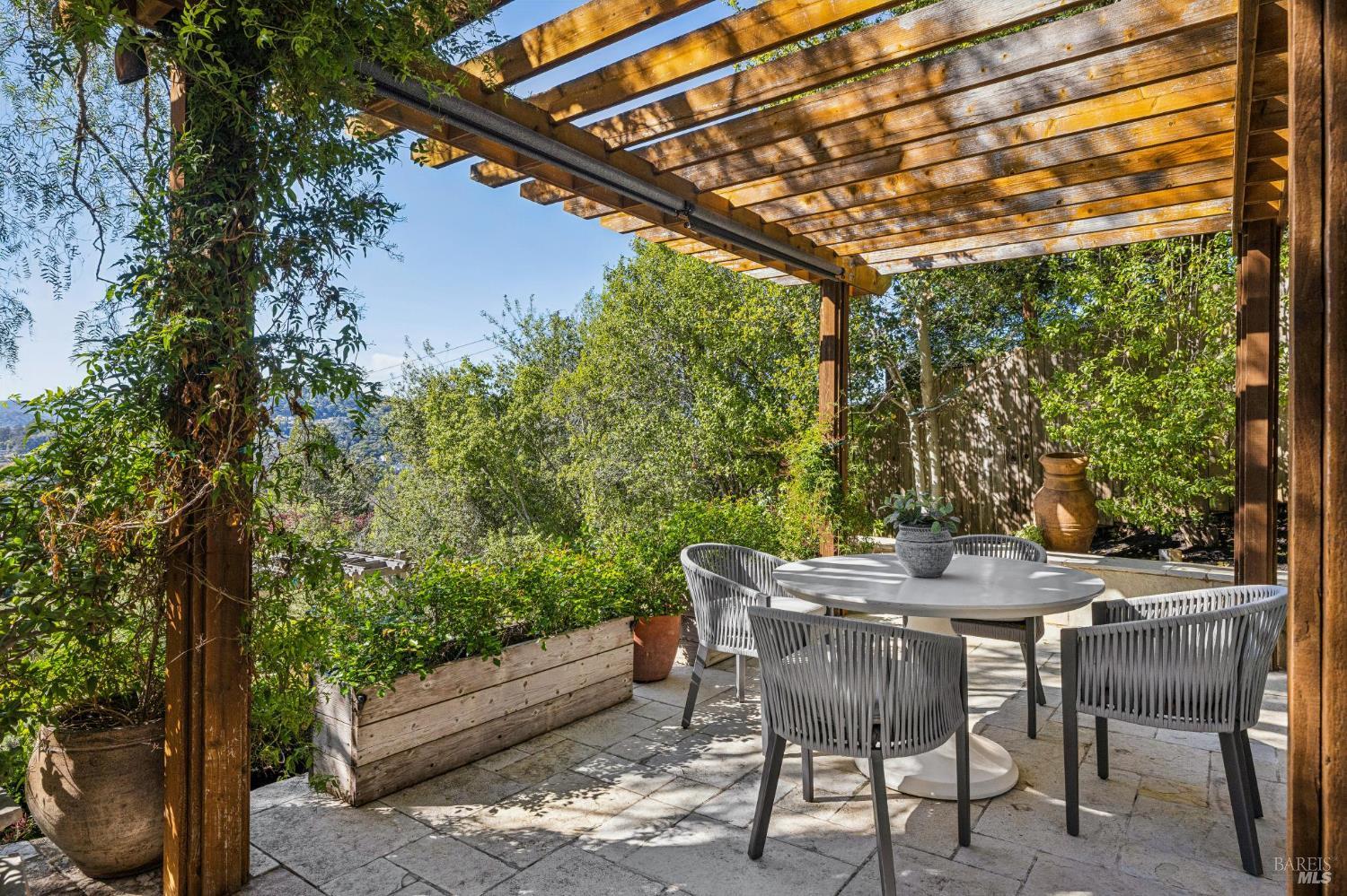 99 Deer Park Avenue San Rafael, CA 94901 - Photo 75 of 80