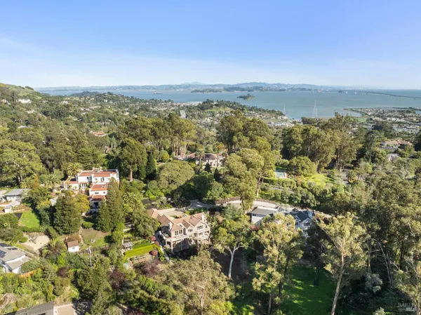 $3,250,000 | 99 Deer Park Avenue, San Rafael, CA 94901