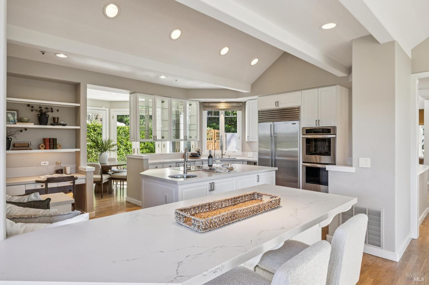 99 Deer Park Avenue San Rafael, CA 94901 - Photo 8 of 80