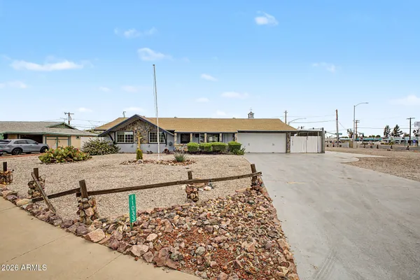 $335,000 | 11033 West Alabama Avenue, Sun City, AZ 85351