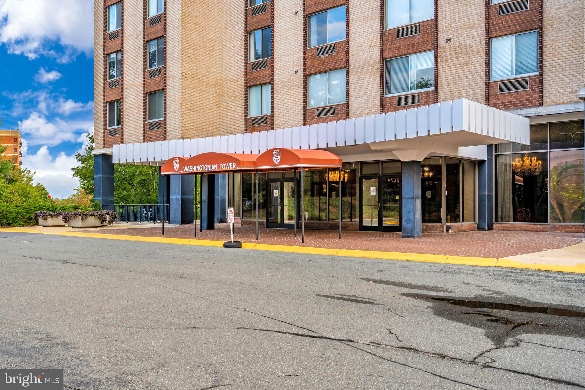 9701 Fields Road, Unit 301 Gaithersburg, MD 20878 - Photo 2 of 8