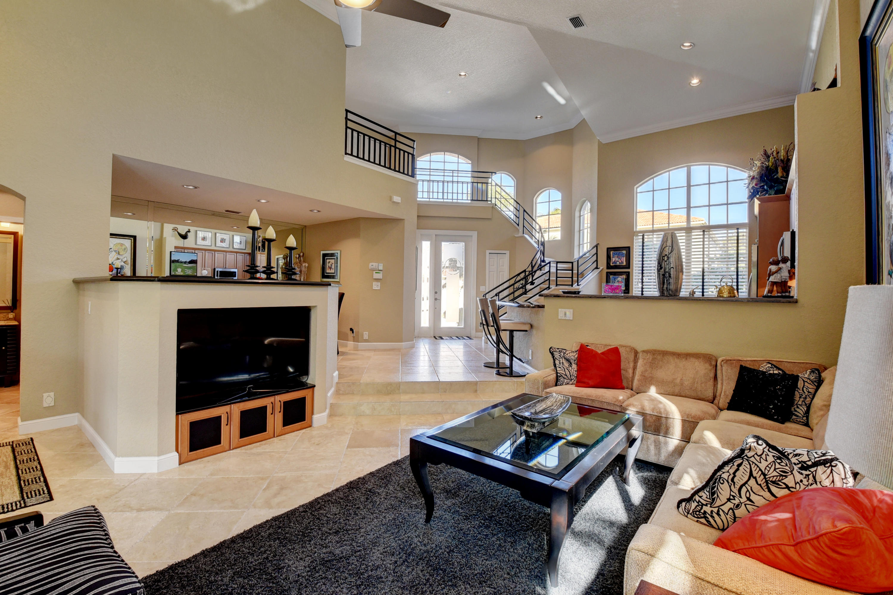 4262 Northwest 65th Place Boca Raton, FL 33496 - Photo 10 of 69 Family Room