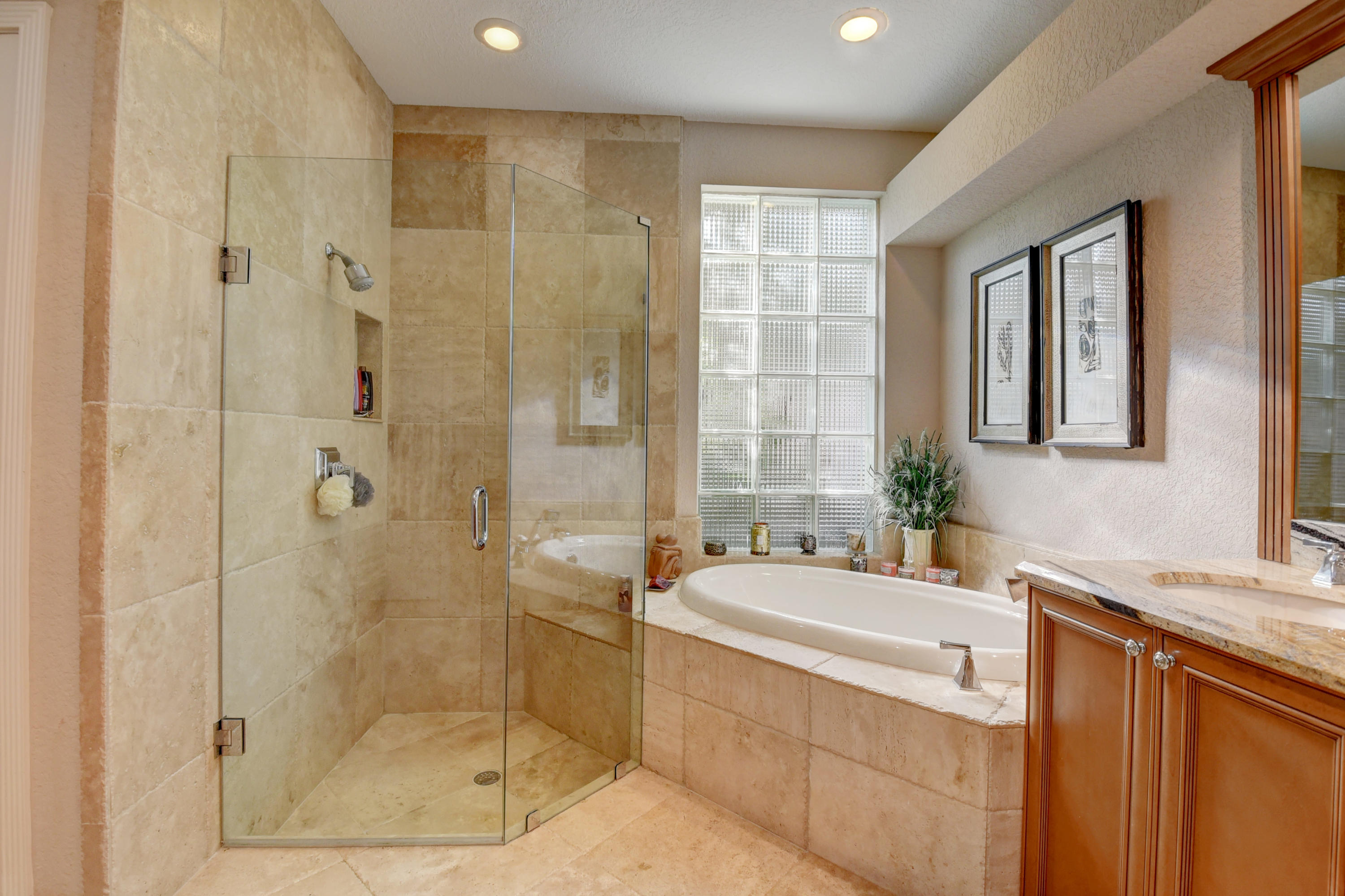 4262 Northwest 65th Place Boca Raton, FL 33496 - Photo 19 of 69 Master Bath
