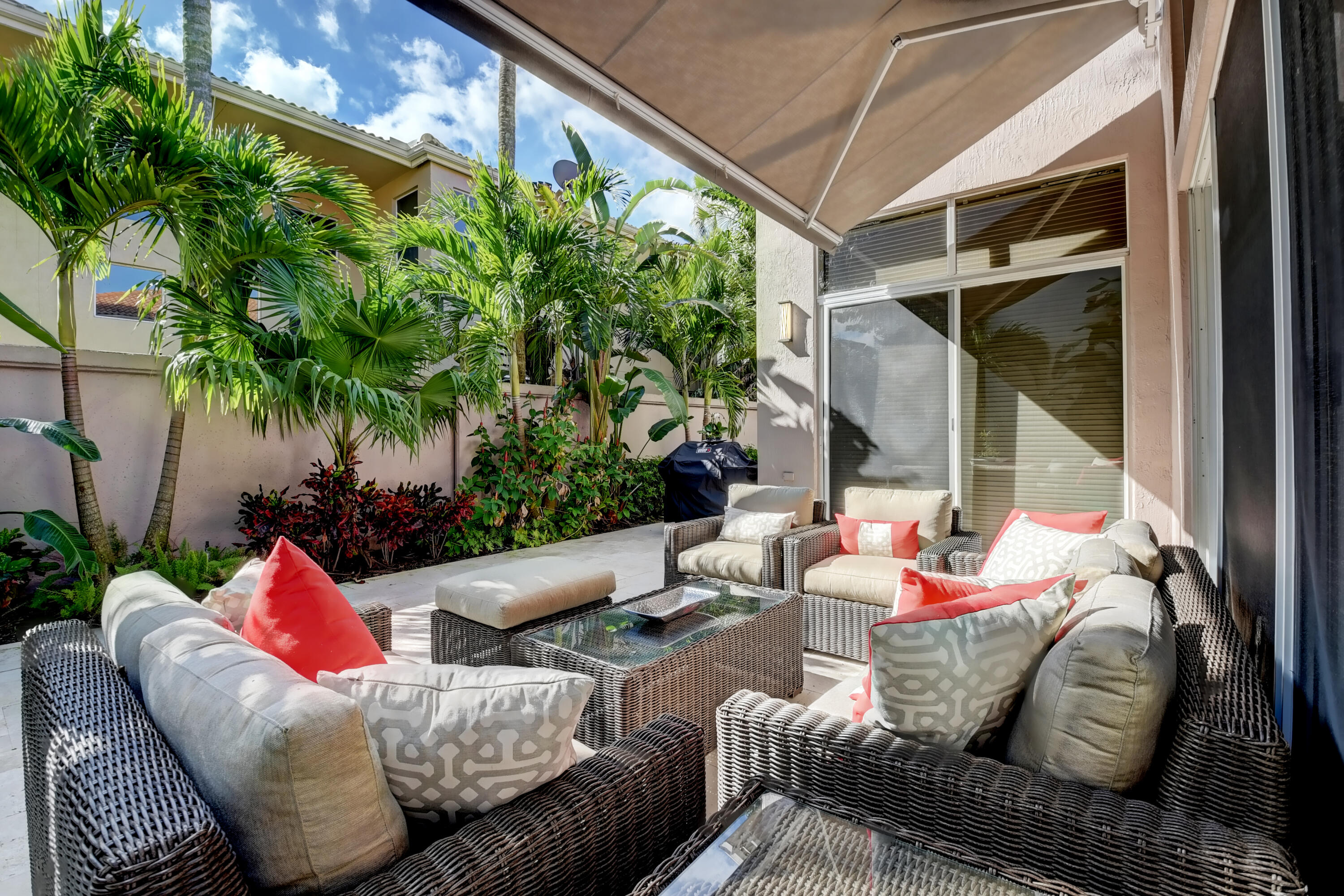 4262 Northwest 65th Place Boca Raton, FL 33496 - Photo 29 of 69 Entertain