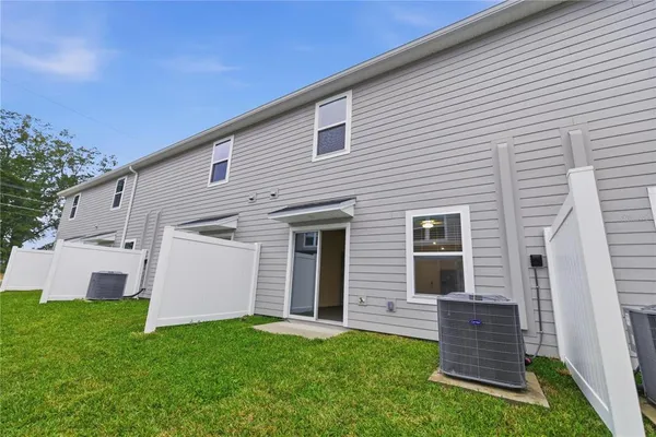 $1,725 | 4890 Southwest 80th Lane, Ocala, FL 34476