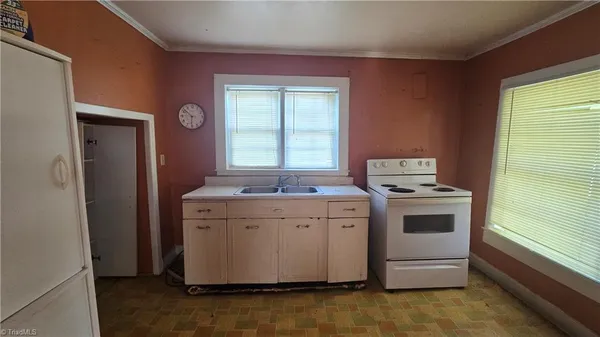 $52,330 | 302 West Woltz Street, Dobson, NC 27017