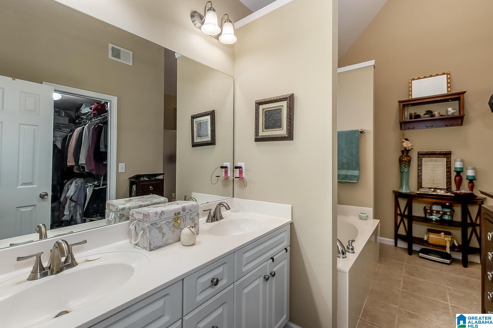 131 Chinaberry Lane Alabaster, AL 35114 - Photo 20 of 28