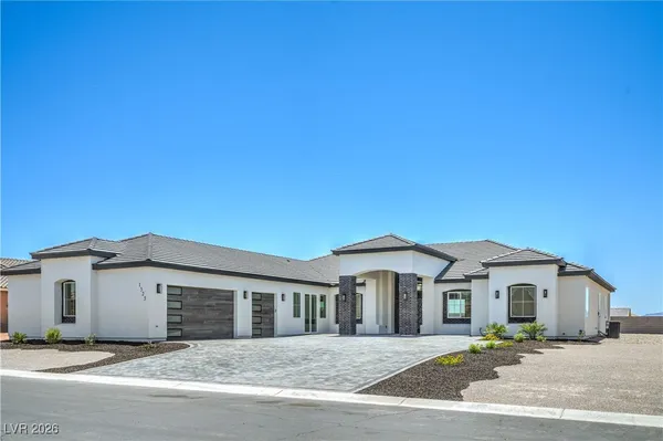 $899,000 | 1525 Heights Drive, Logandale, NV 89021