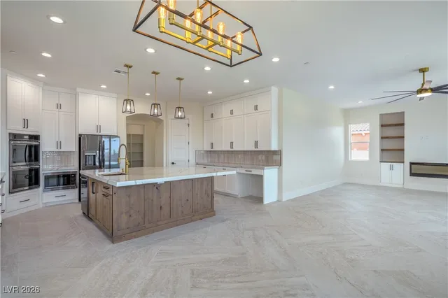 $984,900 | 1525 Heights Drive, Logandale, NV 89021