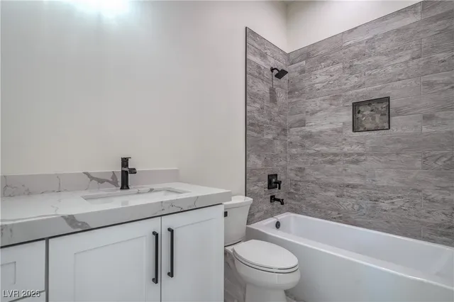 $984,900 | 1525 Heights Drive, Logandale, NV 89021