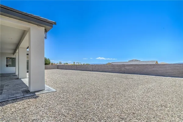 $899,000 | 1525 Heights Drive, Logandale, NV 89021