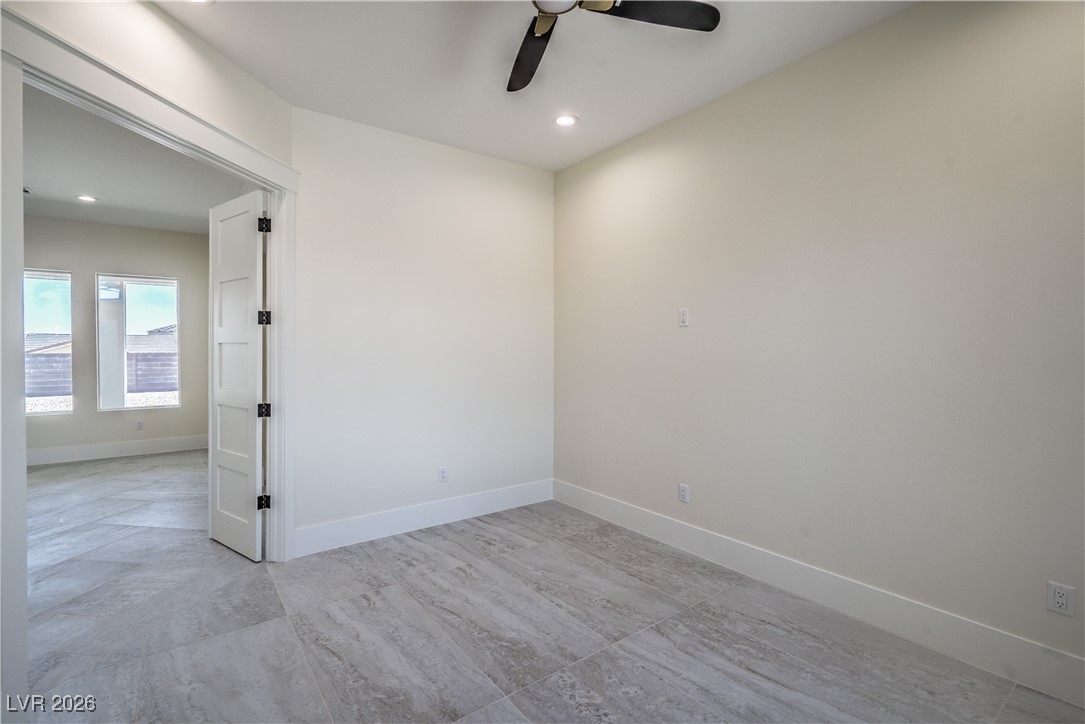 1525 Heights Drive Logandale, NV 89021 - Photo 6 of 47