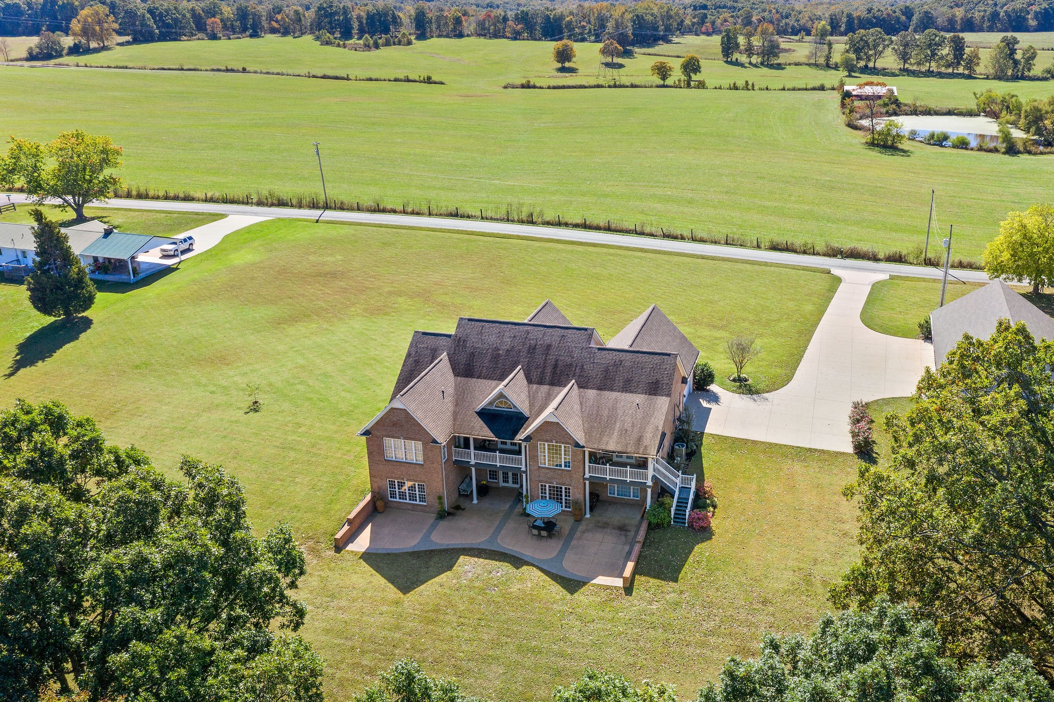 1488 Cooley Ford Road Tennessee Ridge, TN 37178 - Photo 3 of 46 a view of a swimming pool with an ocean view