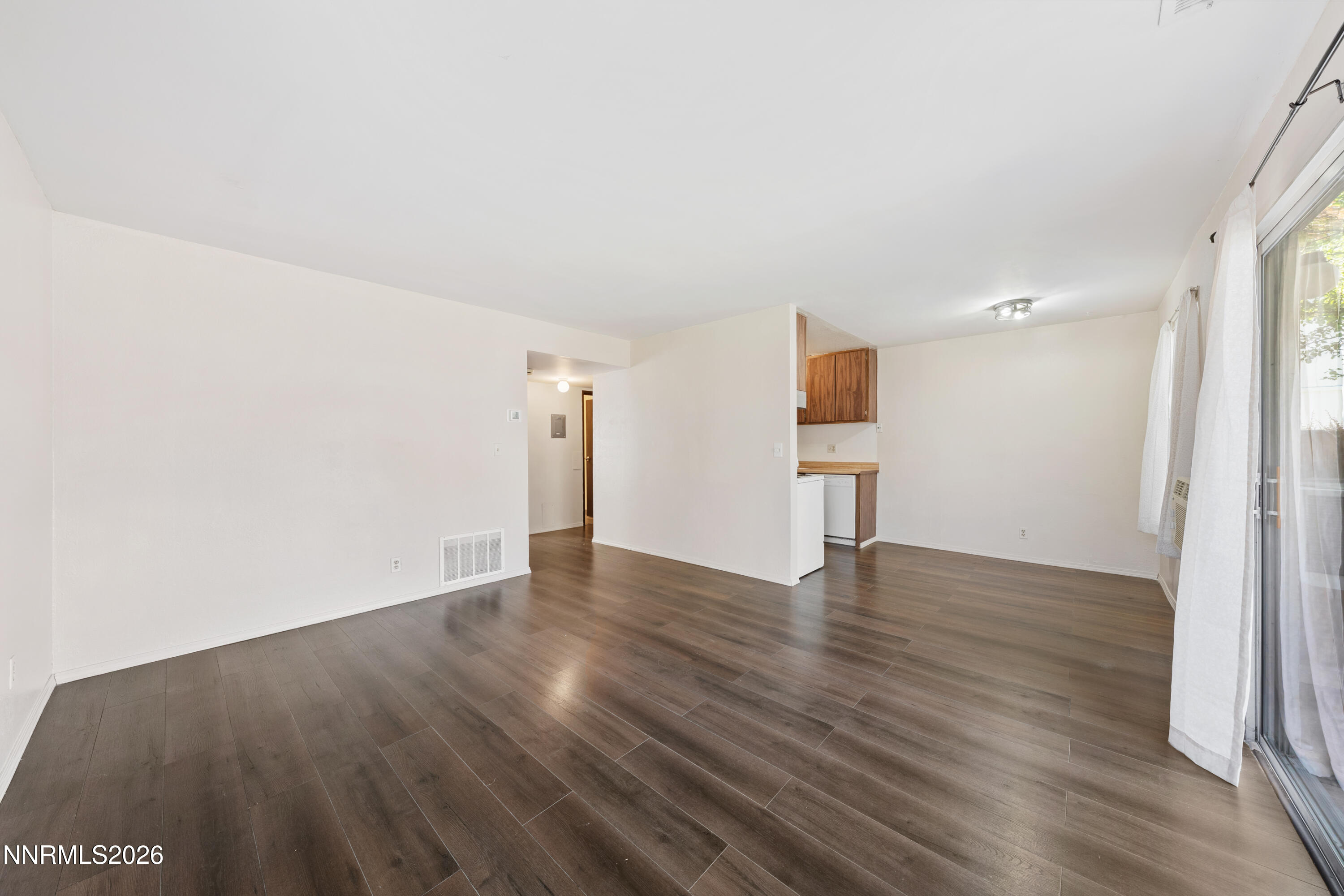 4602 Neil Road, Unit 61 Reno, NV 89502 - Photo 11 of 24 A7V07627