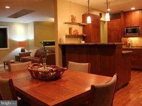 11200 Hunting Horn Lane Reston, VA 20191 - Photo 8 of 26 Kitchen