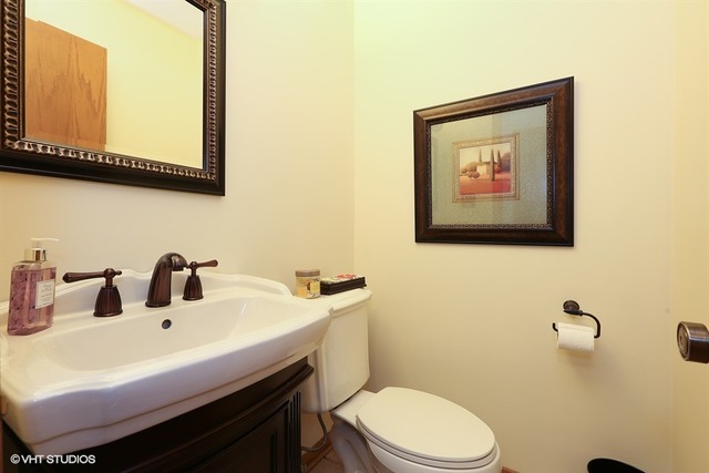 4120 Wolf Road Western Springs, IL 60558 - Photo 12 of 25