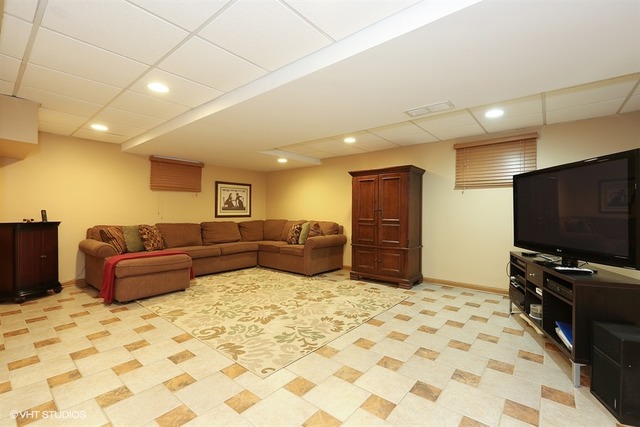 4120 Wolf Road Western Springs, IL 60558 - Photo 20 of 25