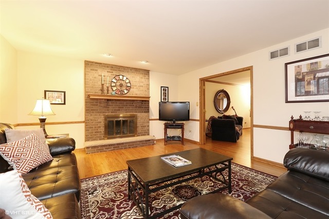 4120 Wolf Road Western Springs, IL 60558 - Photo 10 of 25