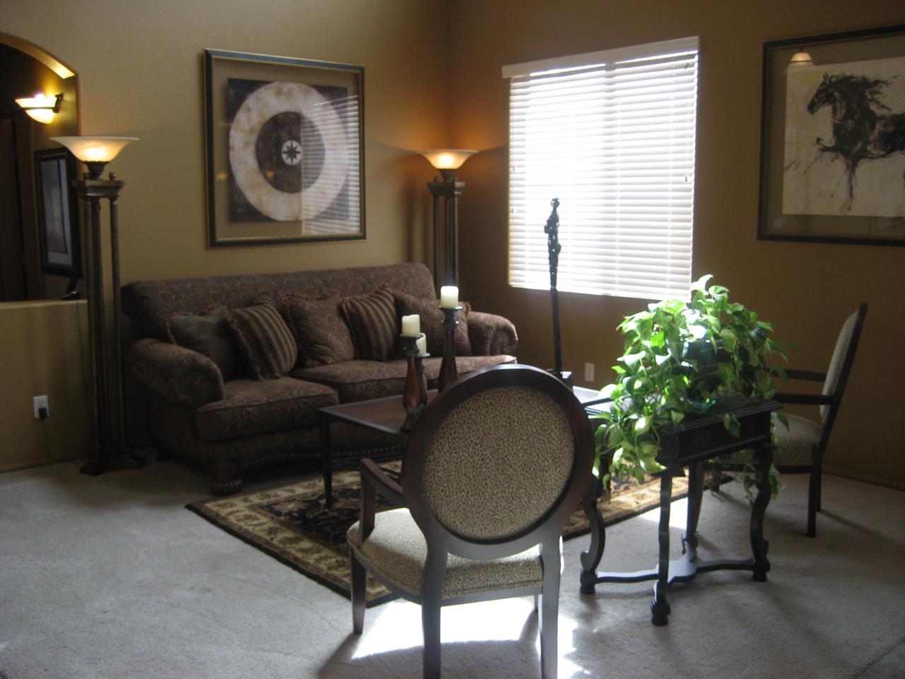 42828 Venture Road Maricopa, AZ 85138 - Photo 4 of 19 Living Room
