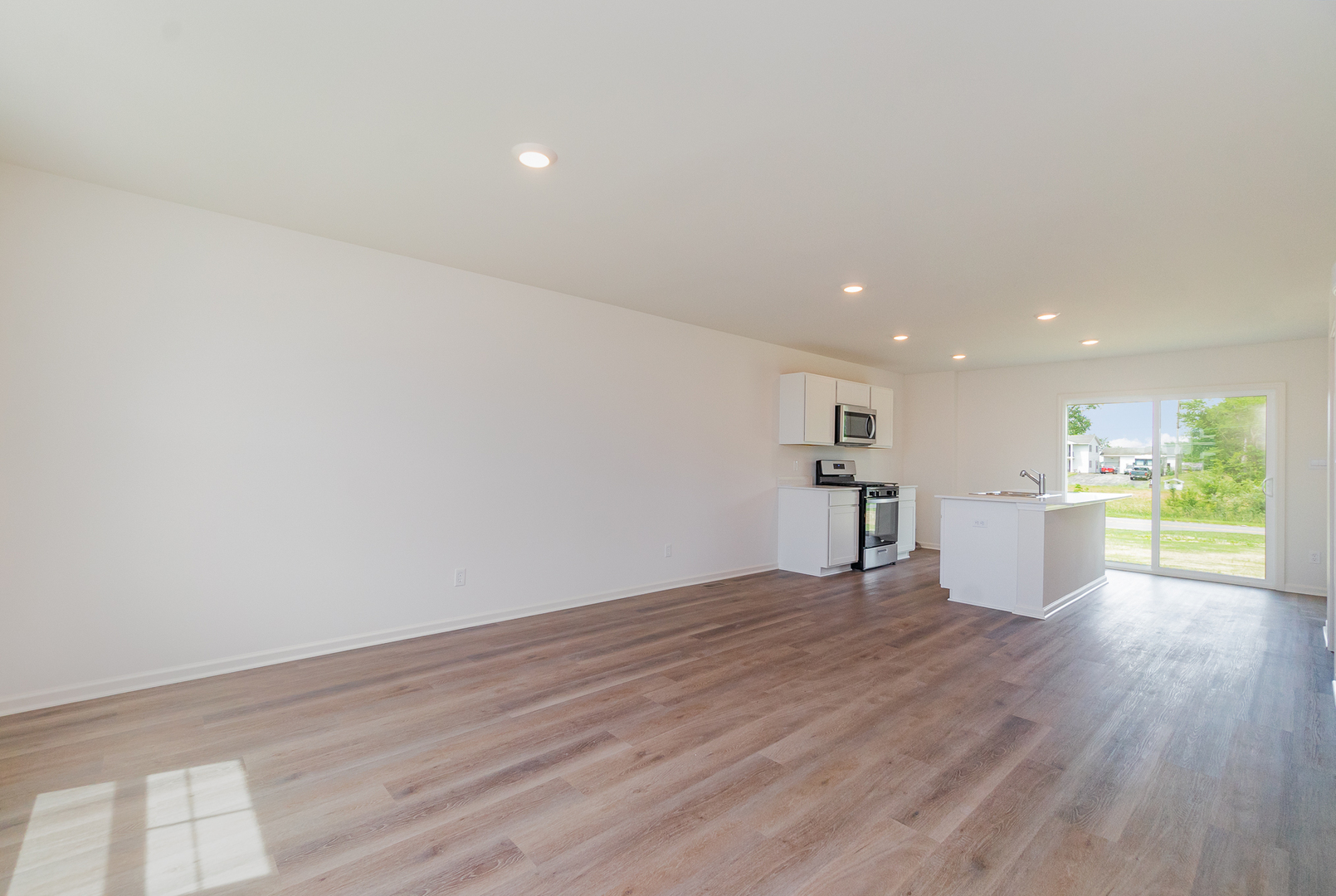 3 International Way Joliet, IL 60421 - Photo 2 of 20