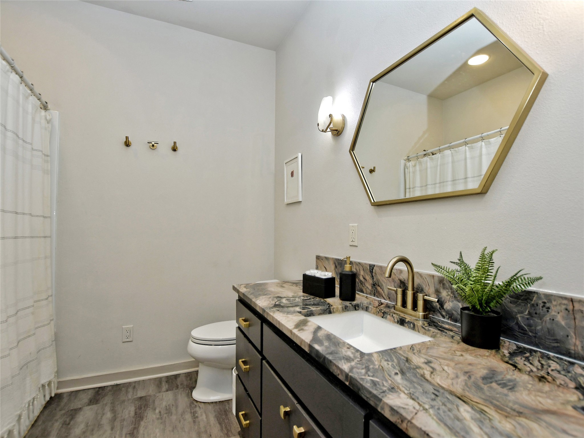 3600 McGregor Lane, Unit B Dripping Springs, TX 78620 - Photo 18 of 21