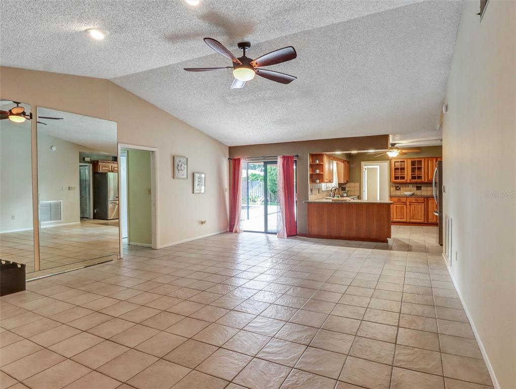 2021 Todd Road Clearwater, FL 33763 - Photo 22 of 59
