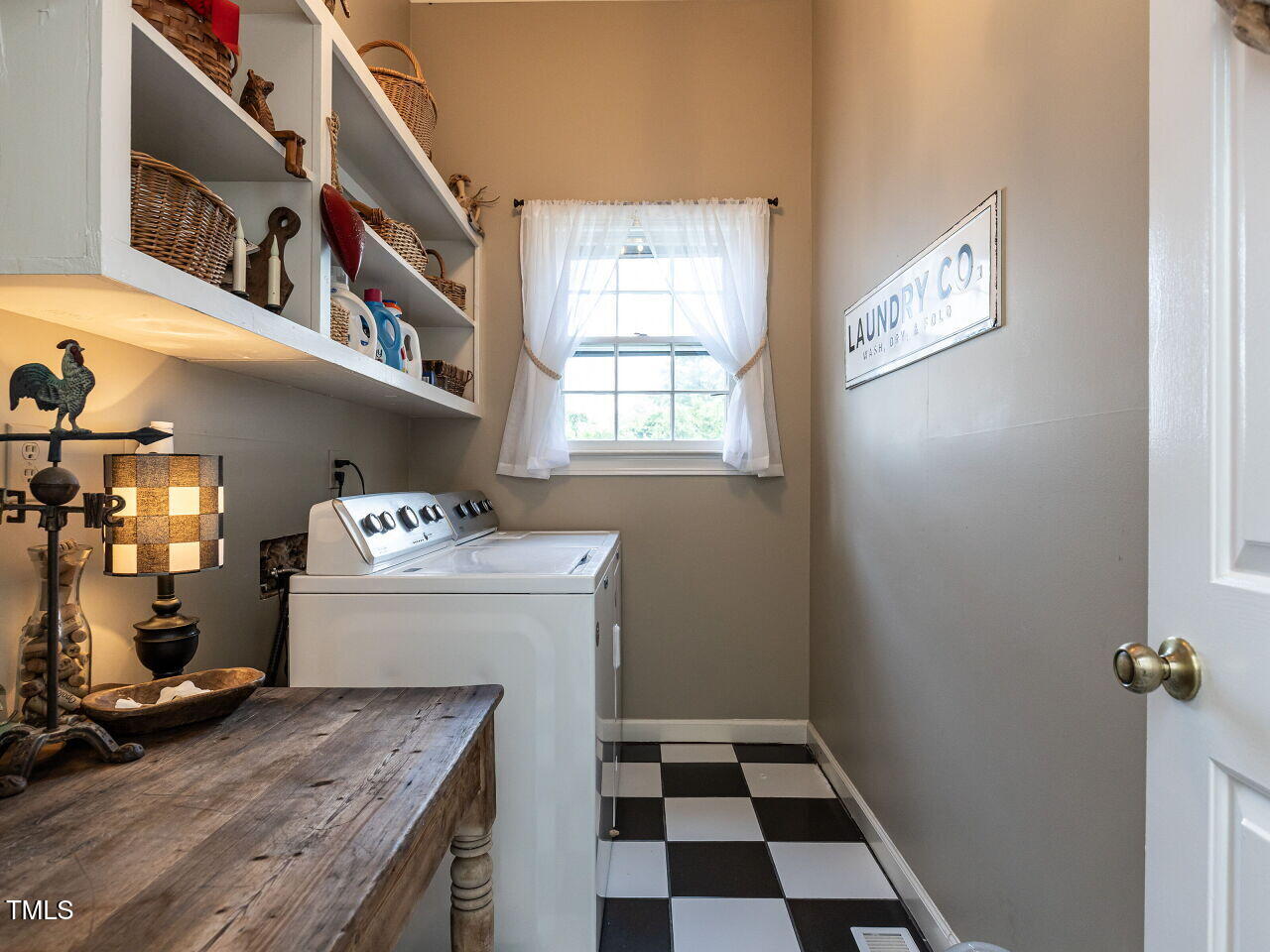 612 College Street Clinton, NC 28328 - Photo 17 of 70 018-1280x960-laundry-room