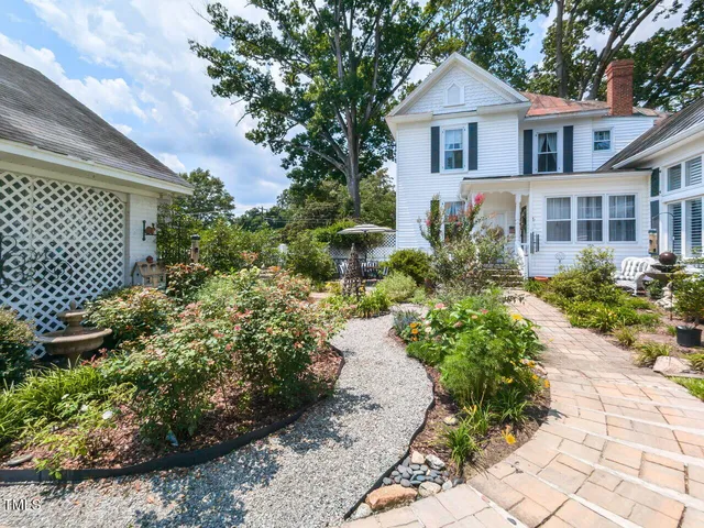 $505,000 | 612 College Street, Clinton, NC 28328