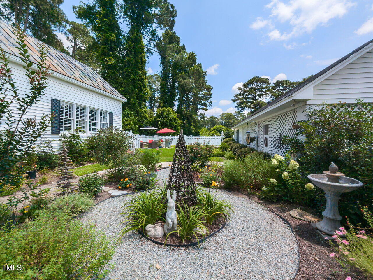 612 College Street Clinton, NC 28328 - Photo 44 of 70 042-1280x960-backyard