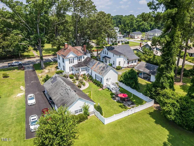 $505,000 | 612 College Street, Clinton, NC 28328