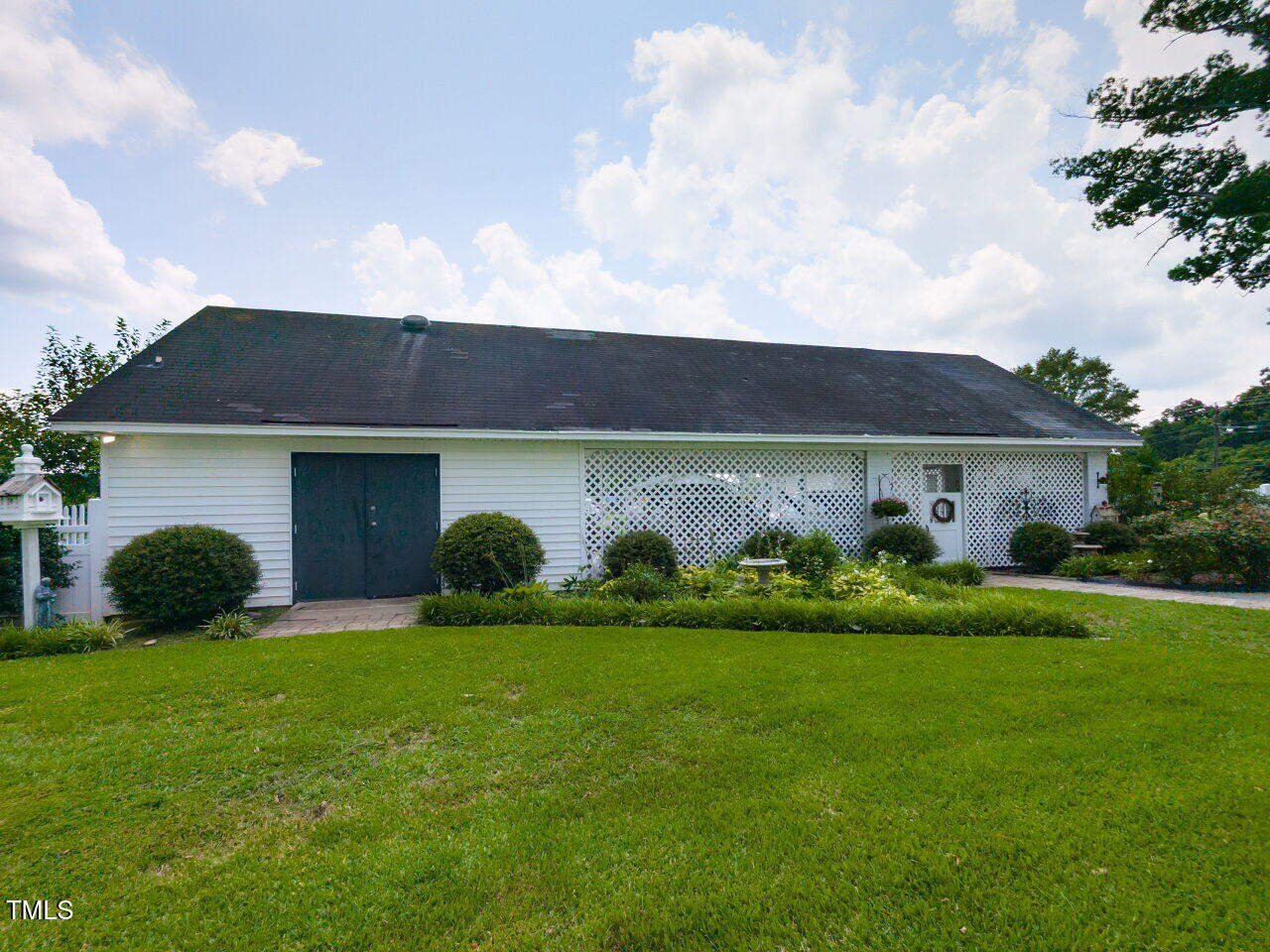 612 College Street Clinton, NC 28328 - Photo 68 of 70 064-1280x960-carport-shop
