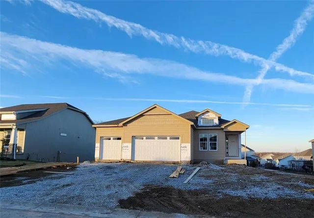 $641,975 | 24940 West 145th Street, Olathe, KS 66061