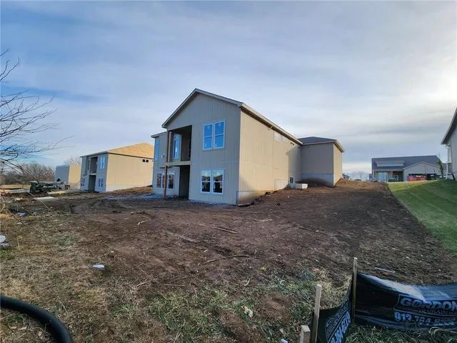 $641,975 | 24940 West 145th Street, Olathe, KS 66061