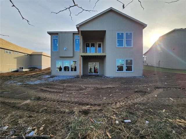 $641,975 | 24940 West 145th Street, Olathe, KS 66061