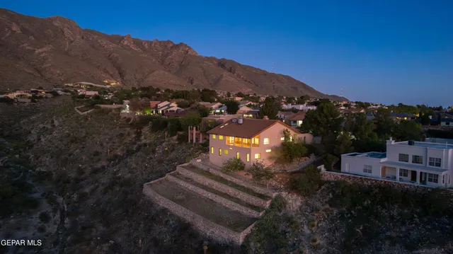 $459,999 | 401 Sharondale Drive, El Paso, TX 79912