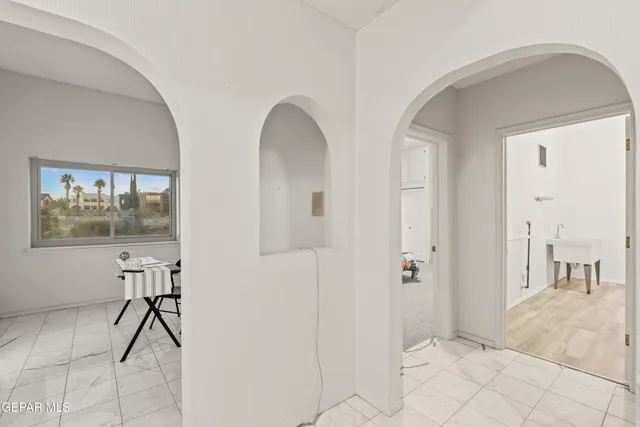 $459,999 | 401 Sharondale Drive, El Paso, TX 79912