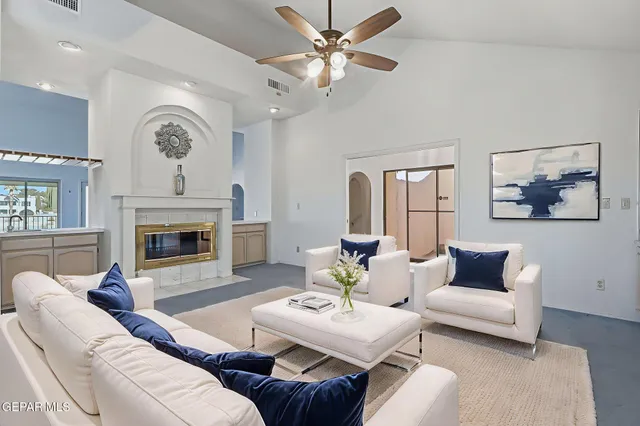 $459,999 | 401 Sharondale Drive, El Paso, TX 79912