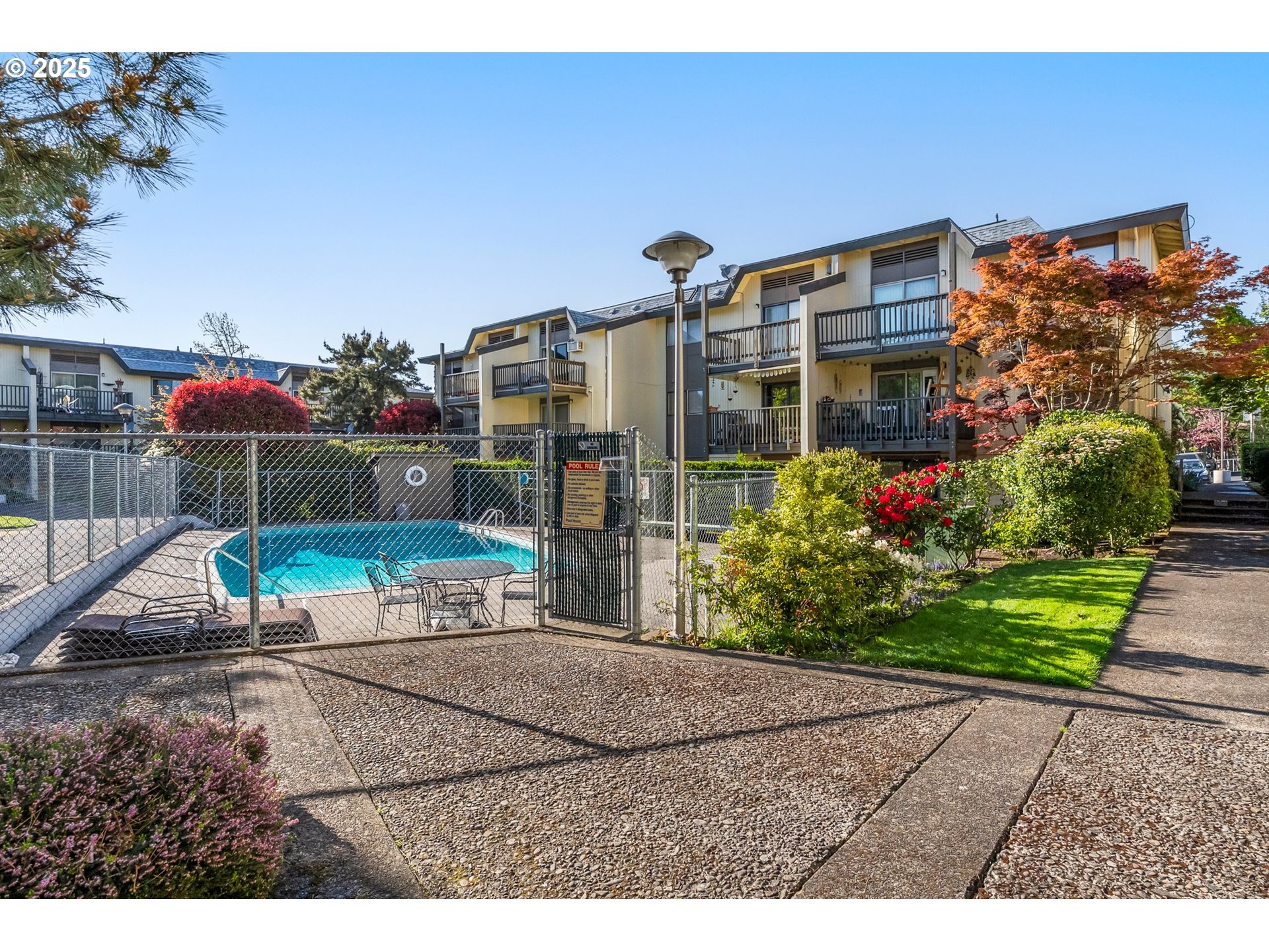 4059 Donald Street, Unit E Eugene, OR 97405 - Photo 28 of 31