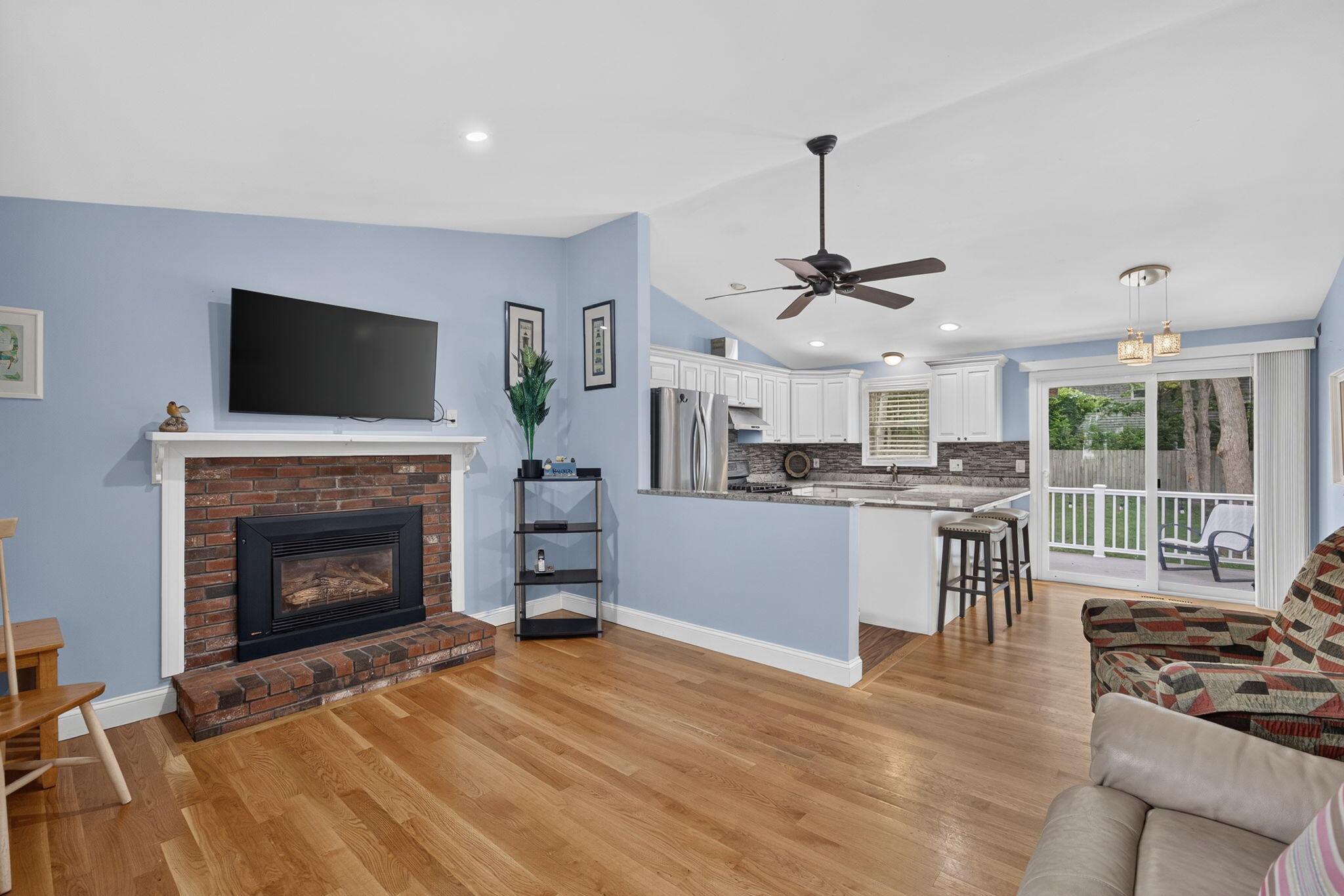 545 Lincoln Rd Extension Hyannis, MA 02601 - Photo 8 of 46 2-02-9L4A4603