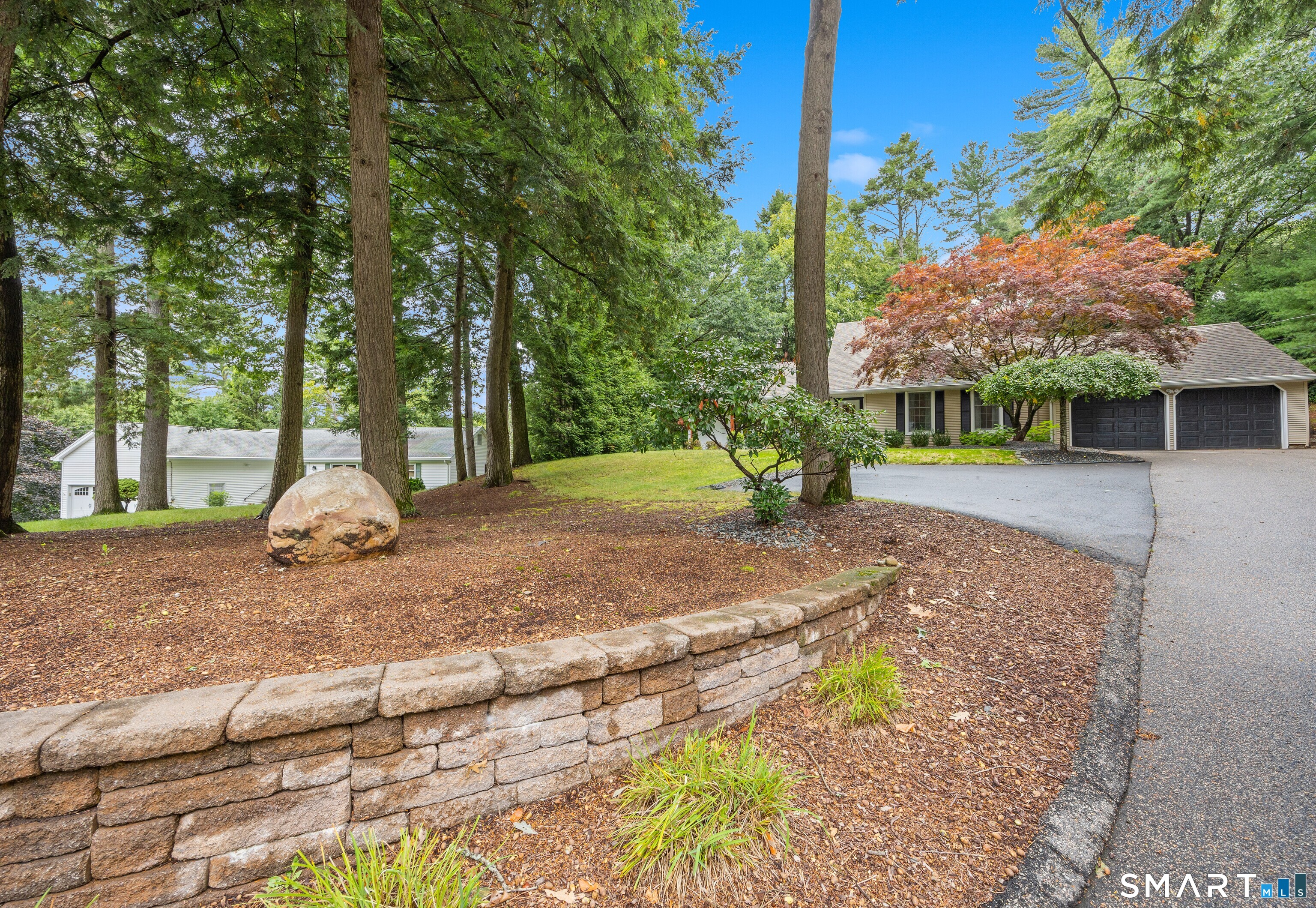 599 Spring Street Manchester, CT 06040 - Photo 3 of 40 Gallery Image 3