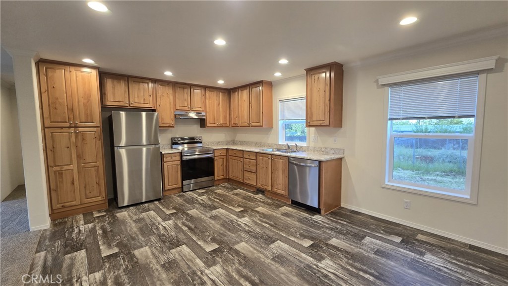 7156 Clark Road Paradise, CA 95969 - Photo 9 of 20 Kitchen & Dining Room
