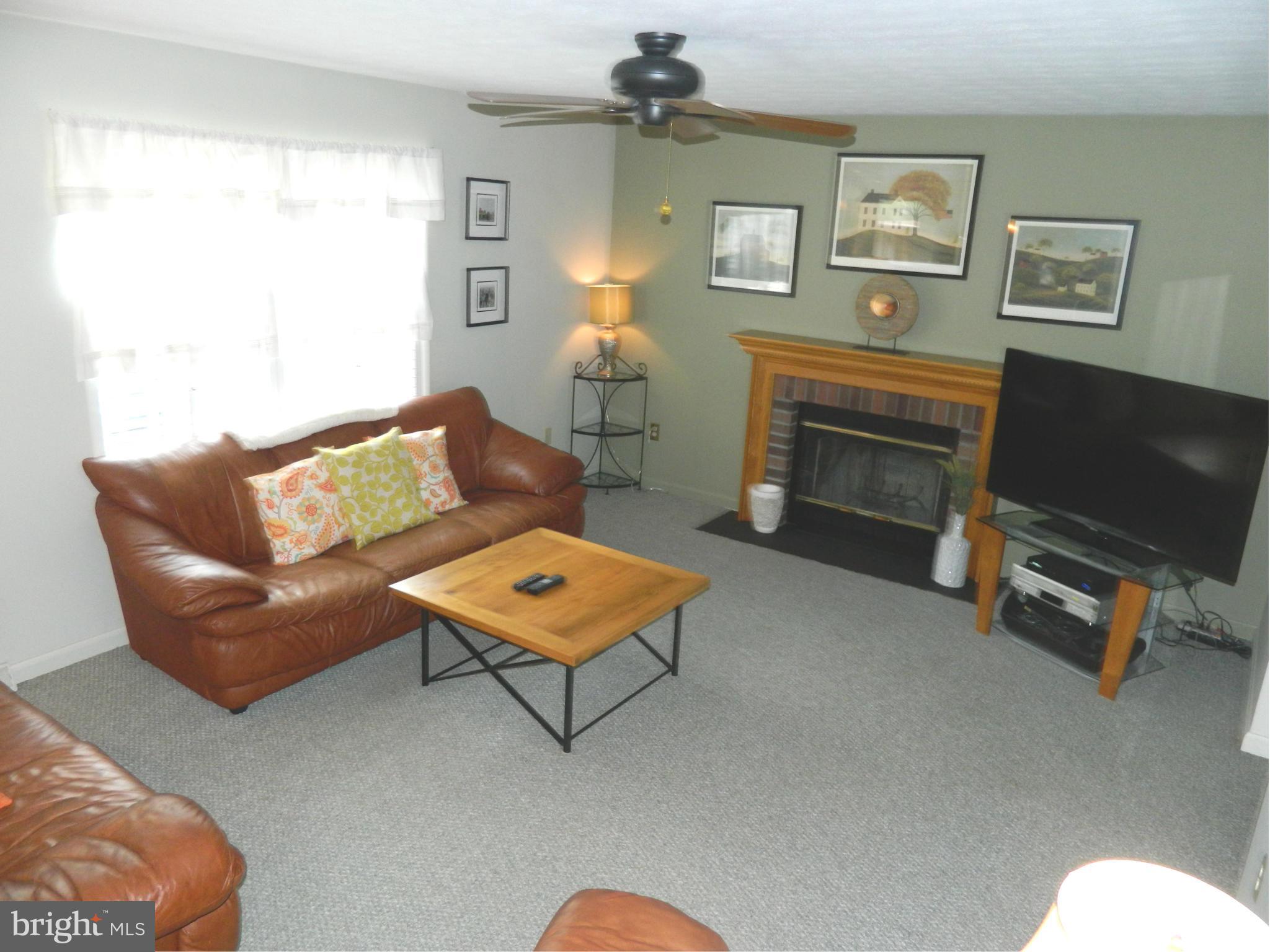 4517 Summer Ridge Court Mount Airy, MD 21771 - Photo 10 of 30 Family Room