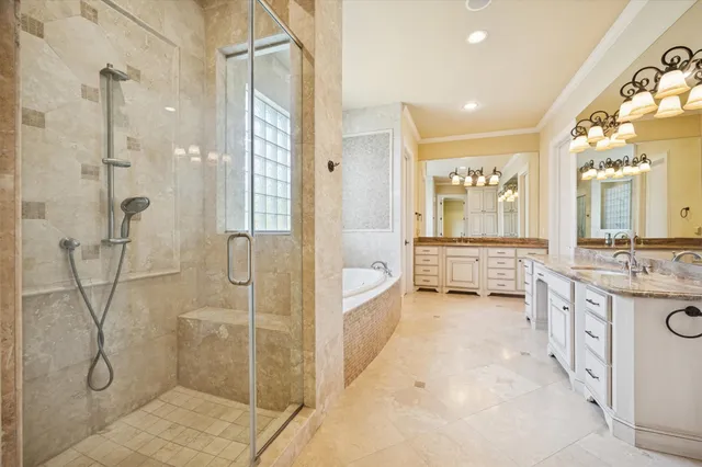 $2,060,000 | 2714 Werlein Avenue, West University Place, TX 77005