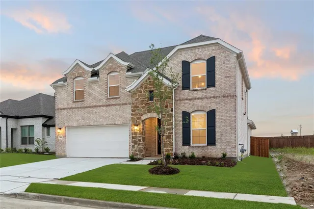 $399,990 | 2806 Troon Street, Royse City, TX 75189