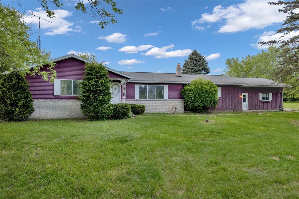 2885 Meadowdale Road Metamora, MI 48455 - Photo 1 of 26 01-DJI_0859