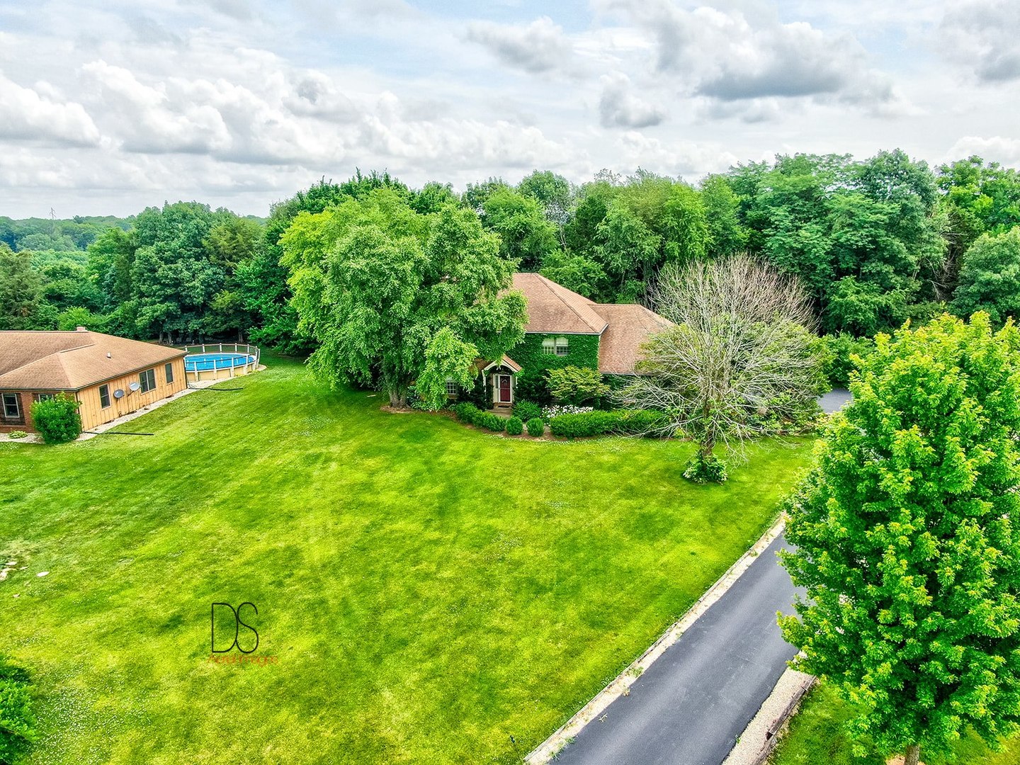 2572 East 1569th Road Ottawa, IL 61350 - Photo 4 of 38