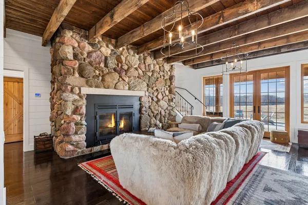 $2,250,000 | 29921 40th Avenue, Cadott, WI 54727