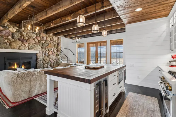 $1,995,000 | 29921 40th Avenue, Cadott, WI 54727