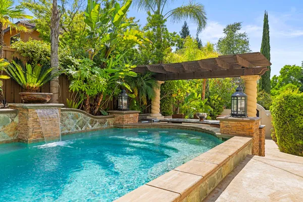 $2,095,000 | 318 Canyon Falls Drive, Folsom, CA 95630