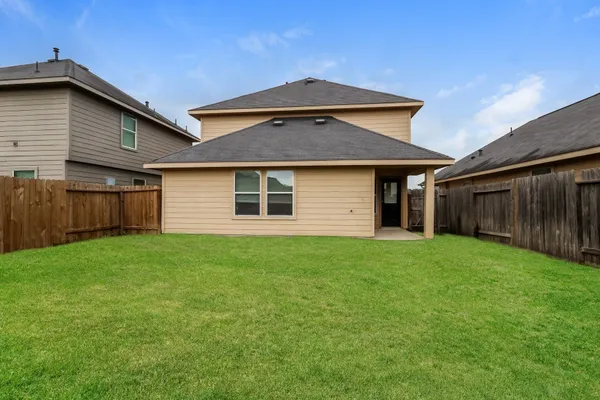 $1,940 | 2422 Gibbs Bend Court, Houston, TX 77073